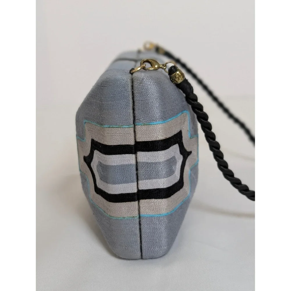 Beatriz Cheska Cross Clutch Embroidery Evening Bag Grey Black Geometric Handmade